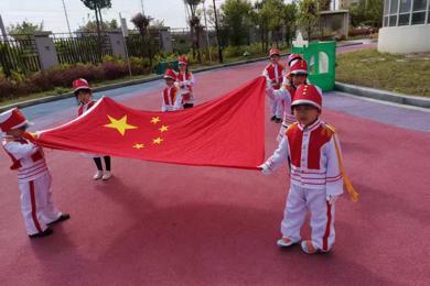 穿越历史的风声：幼儿园里的爱国启蒙
